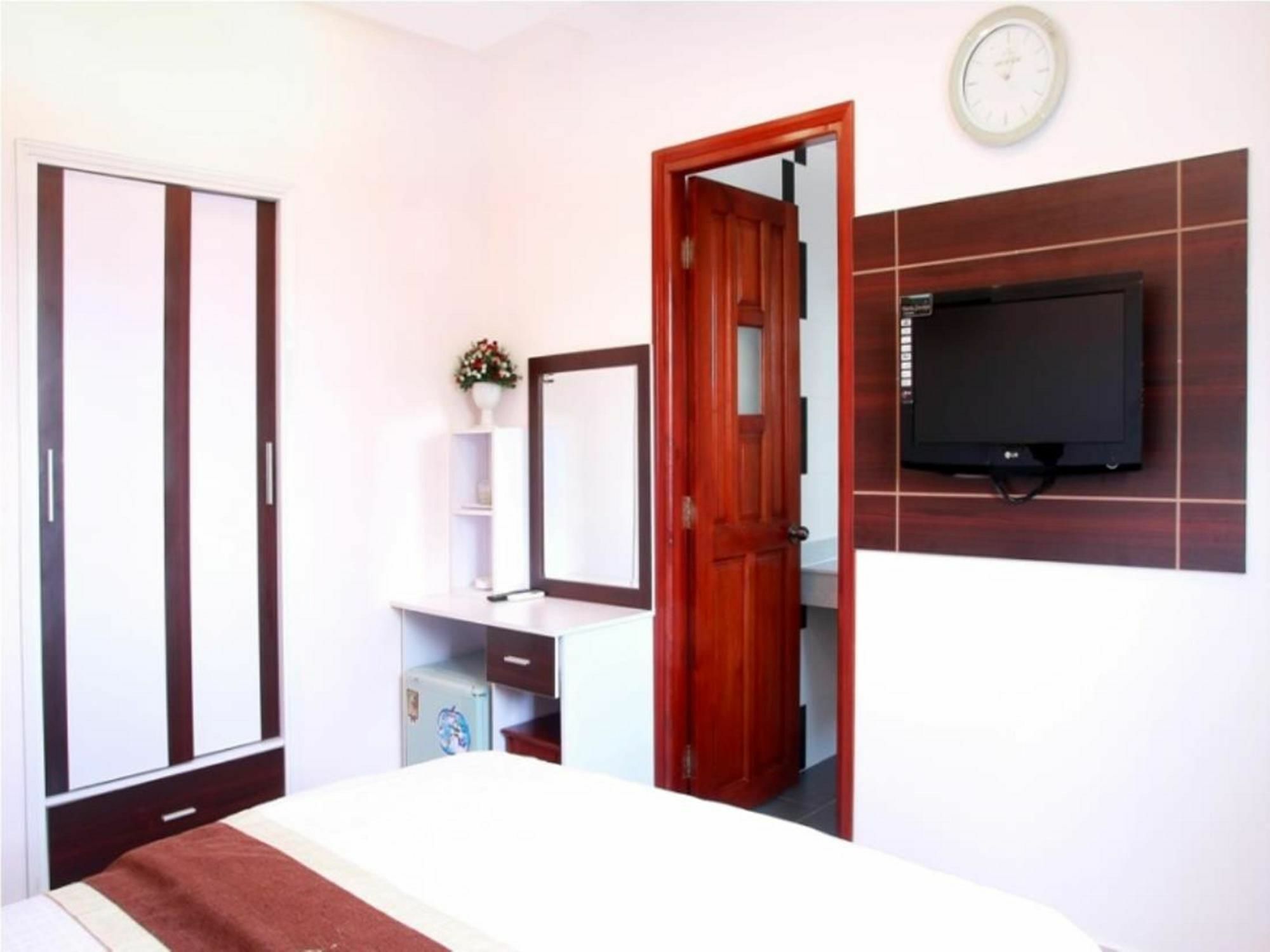 Hanz Huong Mai Hotel Хошимин Экстерьер фото